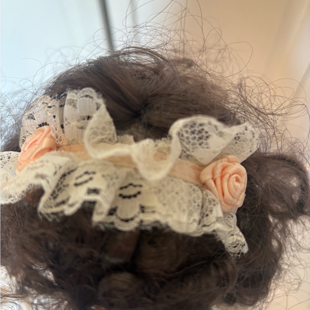 Elegant White Lace Porcelain Doll - Picture 4 of 8